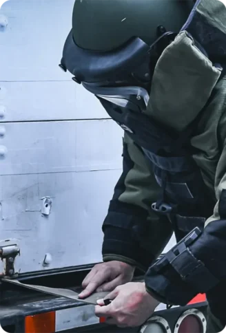 Explosive-detection-technician-1